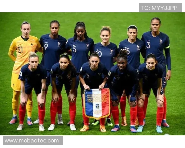 法国女足对阵美国女足比分揭晓精彩赛事回顾与分析