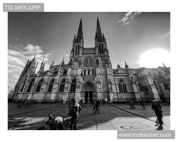 琼斯的传奇人生与不为人知的秘密探索之旅 琼斯的传奇人生与不为人知的秘密探索之旅